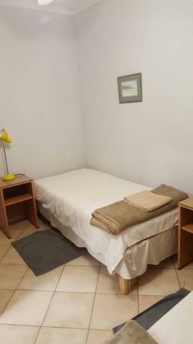 Hostal Pioneers Self-catering
