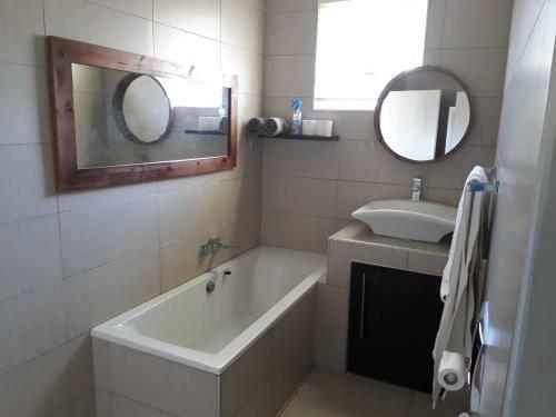 Hostal 354@omeya