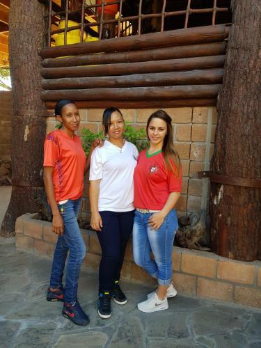 Oshandira Lodge
