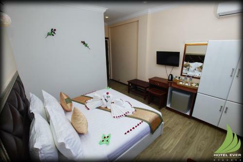 Hotel Ever
