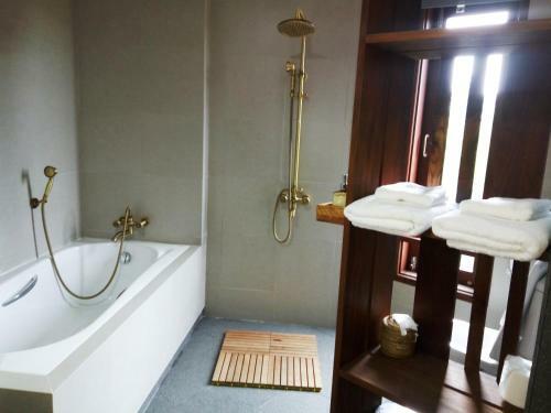 360 Kalaw Hotel