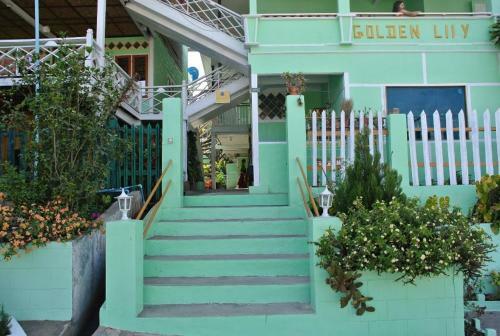 Hostal Golden Lily Guest House