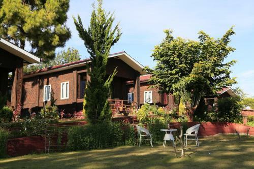 Hill Top Villa Hotel