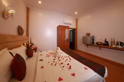 Essence Motel