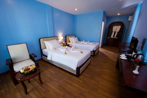 Hotel Azura Beach Resort