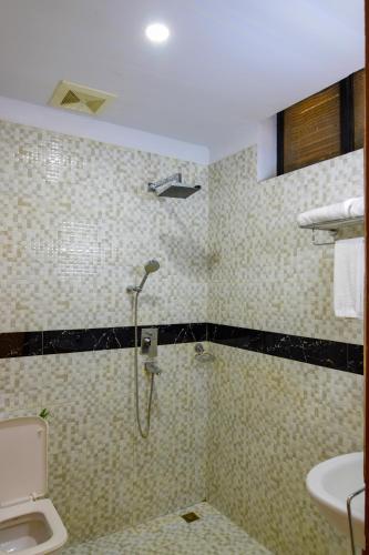 Pathein Hotel