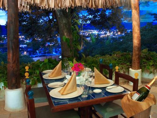 Hotel Tocarema