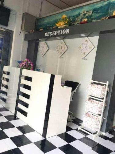 Hostal Best House Guest House