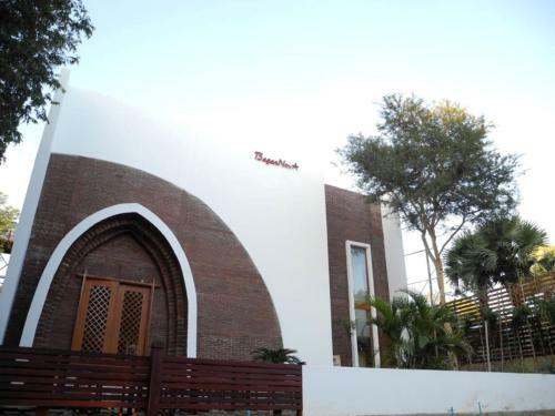 Hostal Bagan Nova
