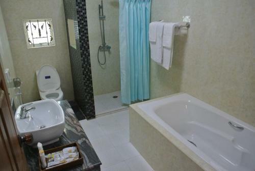 Hotel Aye Chan Thar