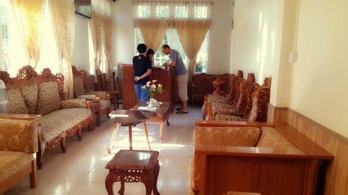 Nawarat Hotel