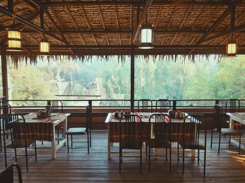 Hostal Six Stars Guest House