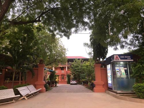 Motel Royal Diamond Hotel