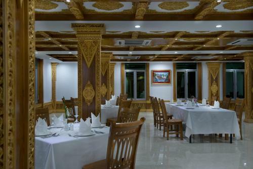 Su Tine San Royal Palace Hotel