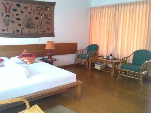 Lawkanat Hotel