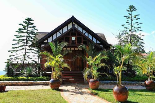 Hotel The View Resort & Restaurant