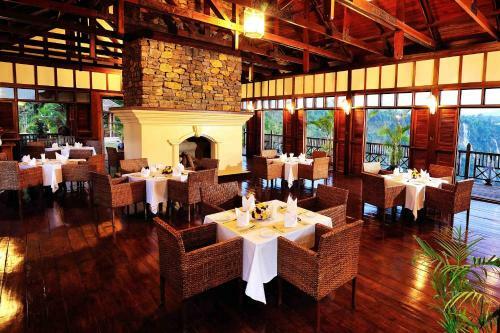 Hotel The View Resort & Restaurant