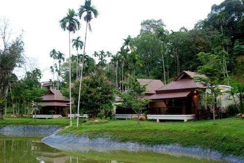 Victoria Cliff Hotel & Resort