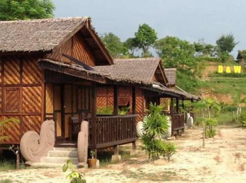 Hotel D&w's Beach Haven Bungalows