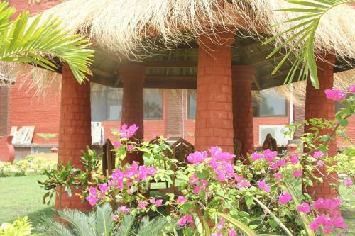Gracious Bagan Hotel