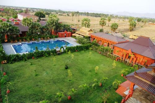 Gracious Bagan Hotel