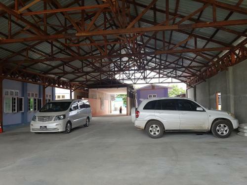 Nyein Thiri Hotel - Burmese Only