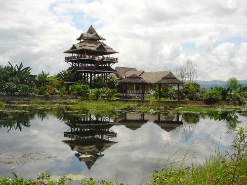 Hotel Paramount Inle Resort