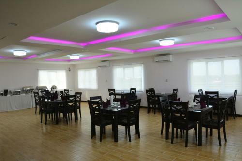 Platinum River View Hotel