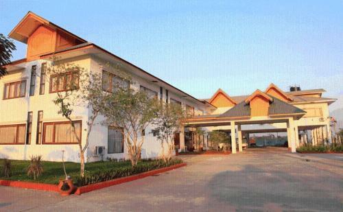 Posada Shwe Pyi 115 Miles