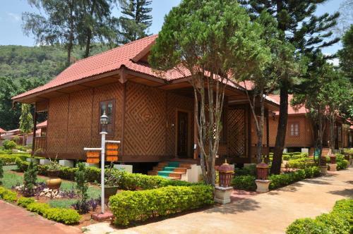 Conqueror Hotel Pindaya