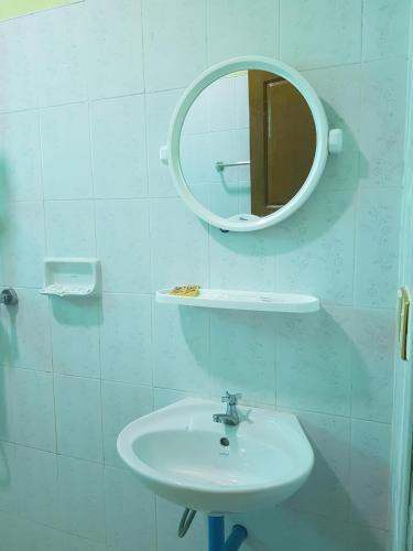 Hostal Chan Myae Bagan Guest House - Burmese Only