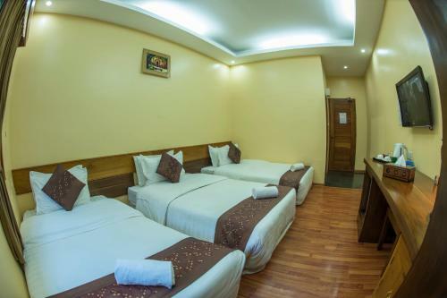 Crown Prince Hotel