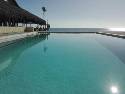 Neptune's Lodge