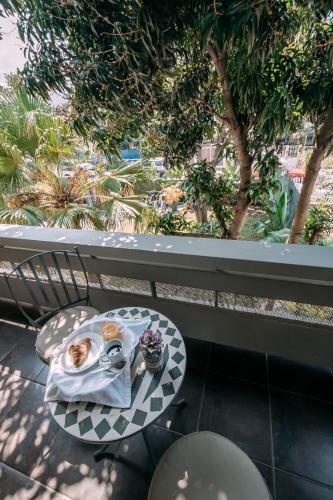 Hostal Joli Guesthouse