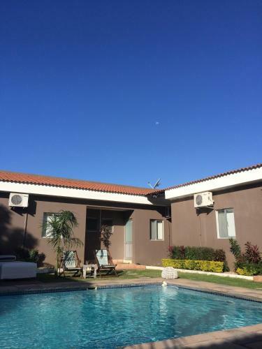 Bed & Breakfast Travellers Inn