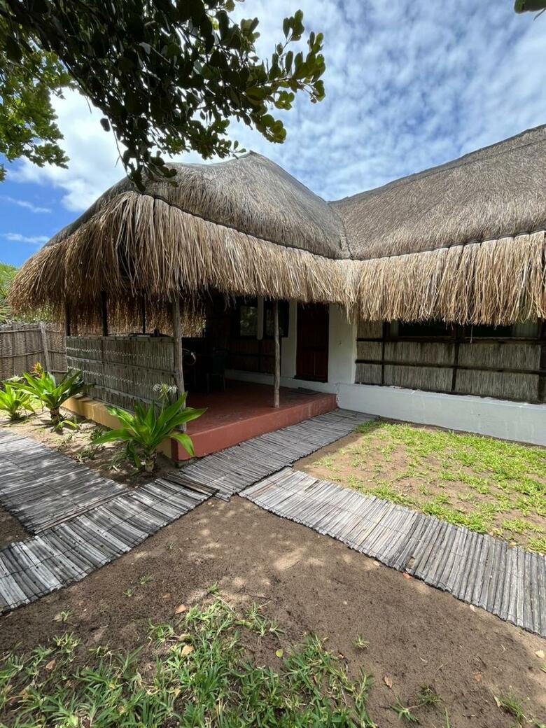 Mango Beach Lodge