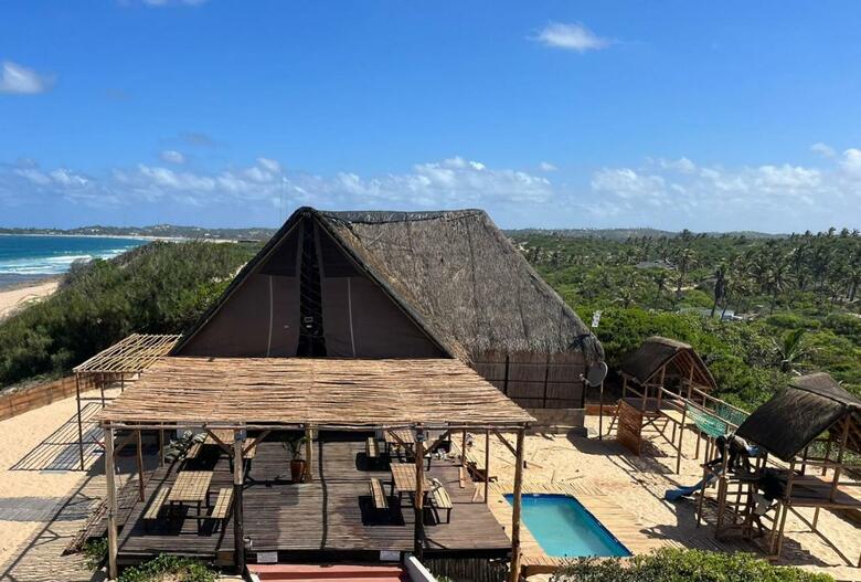 Mango Beach Lodge