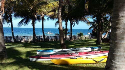 Lodge Ebony Beach