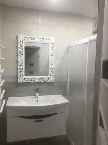 Hotel "grand"