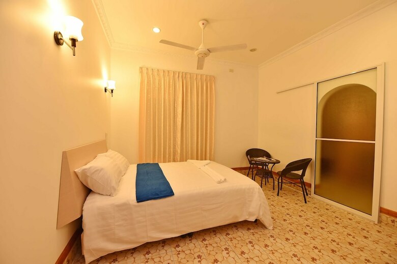 Hostal Rasdhoo Relax Inn