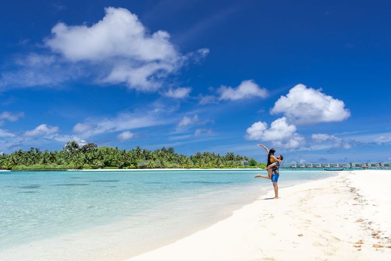 Hostal Ithaa Beach Maldives