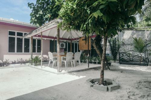 Hostal Azoush Tourist Guesthouse