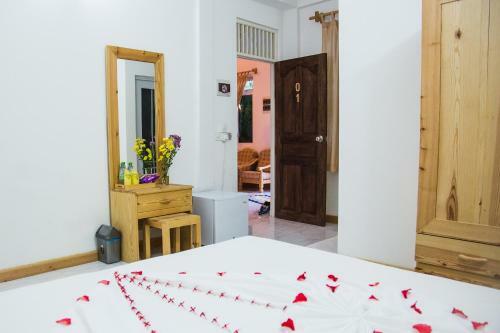Hostal Faza View Inn