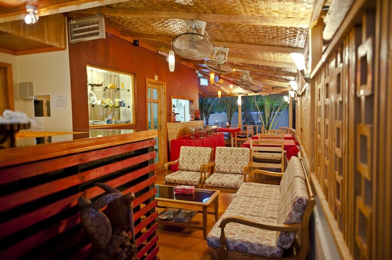 Hostal Stingray Beach Inn