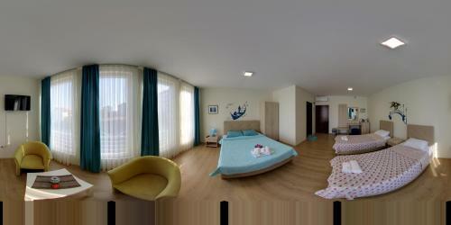 Hostal Apartments Lotus