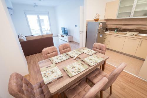 Dona Apartment