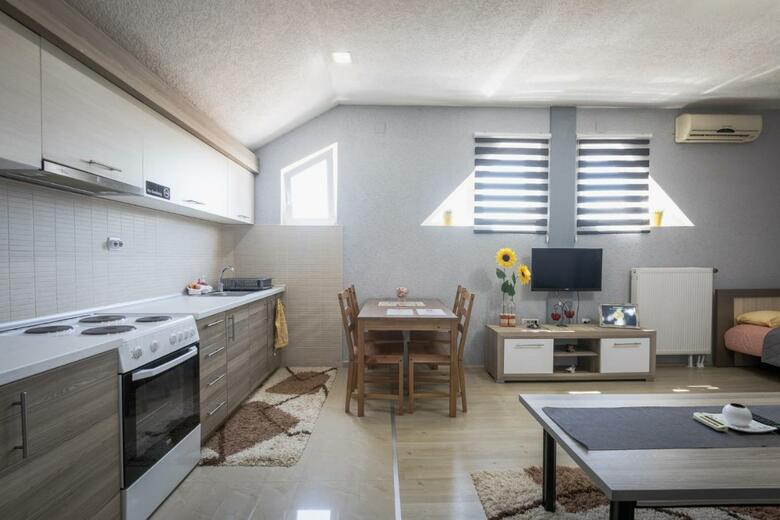 G Apartment