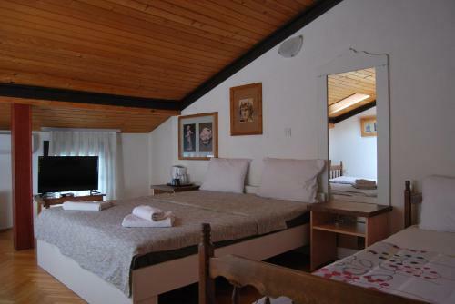 Hostal Vila Delfin