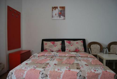 Hostal Vila Delfin
