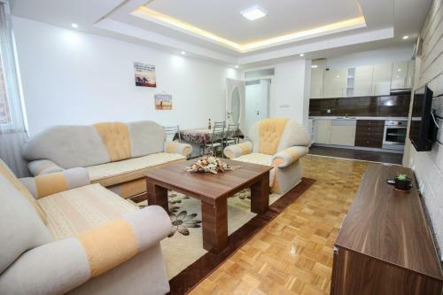 Darni Apartment